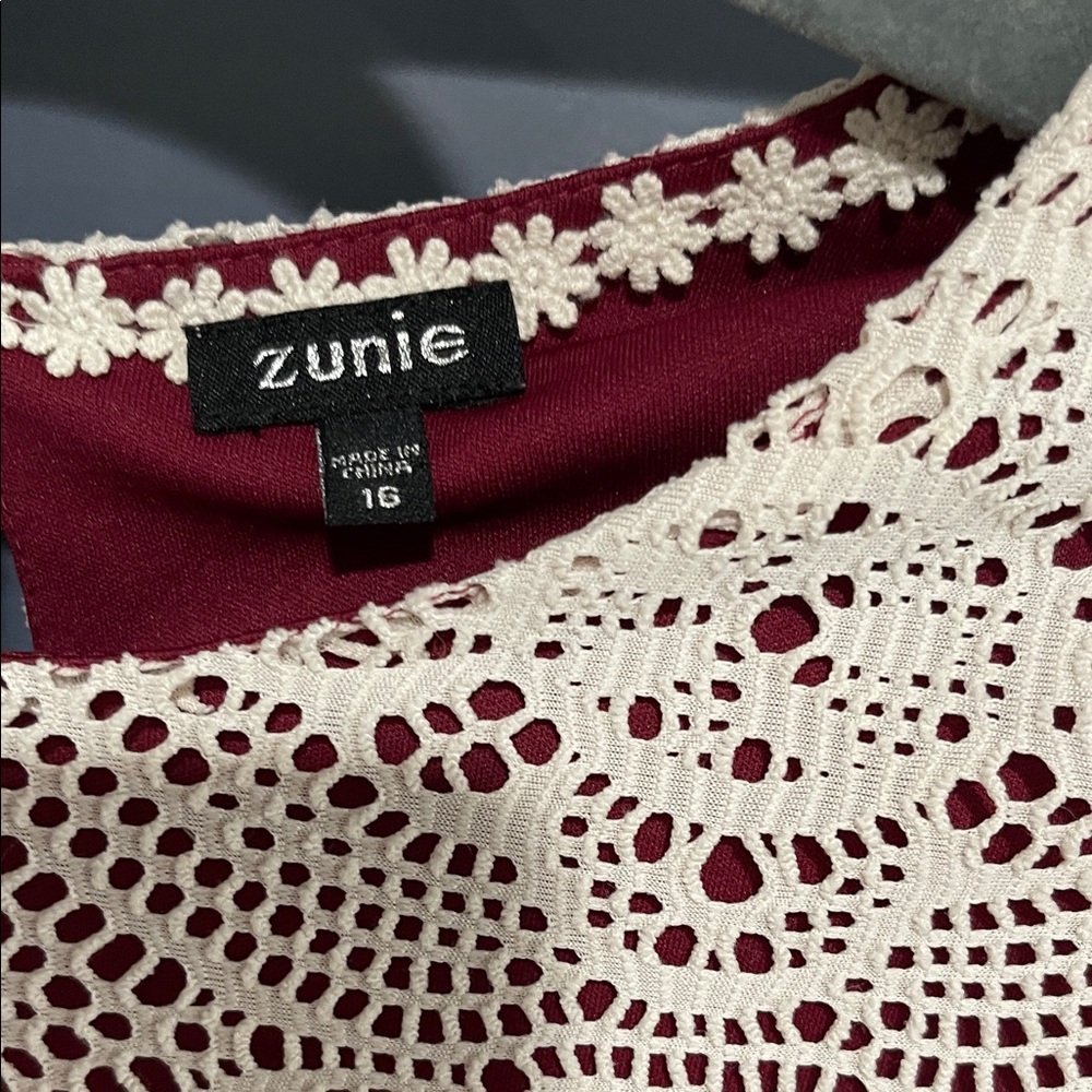 Girls Zunie Dress Ivory Lace over Burgundy
Lining Finge Hem Sz 16 - Picture 3 of 5